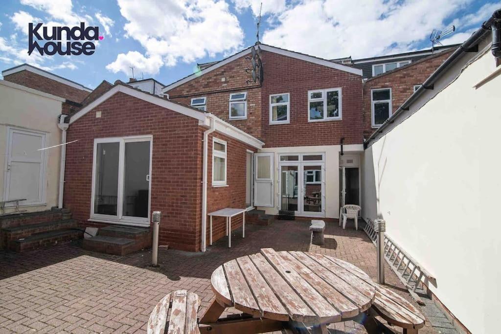 Kunda House Dawlish Birmingham Exterior foto